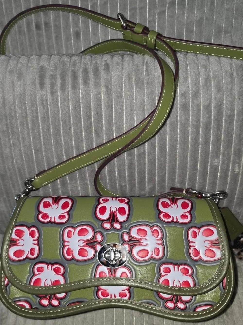 💚❤️ Coachtopia Coach Wavy Dinky Crossbody Bag Red & White Butterflies 💚❤️
